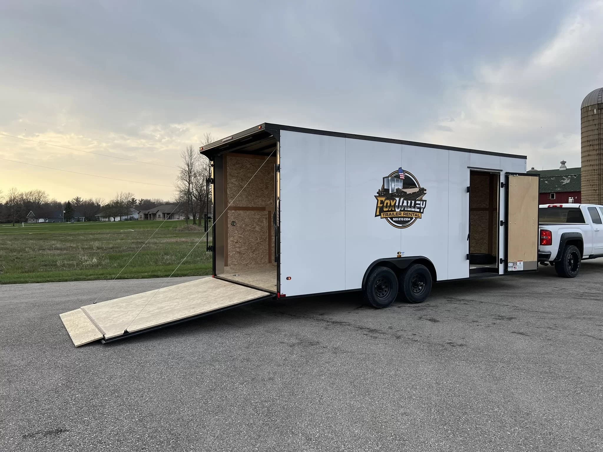 8.5x20' Enclosed Trailer w/ Winch — trailer rental near Appleton WI